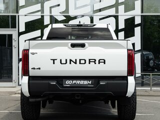 2022 Toyota Tundra Double Cab III, белый, 7100000 рублей, вид 4