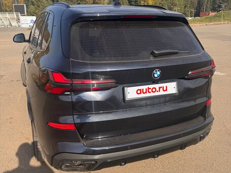 2023 BMW X5 Long 30Li IV (G05/G18) Рестайлинг, синий, 8100000 рублей, вид 4