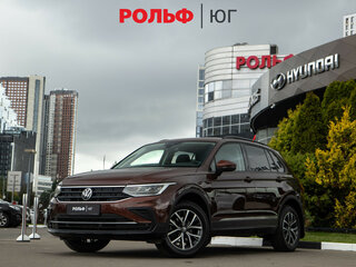 2021 Volkswagen Tiguan II Рестайлинг, коричневый, 2538000 рублей, вид 1