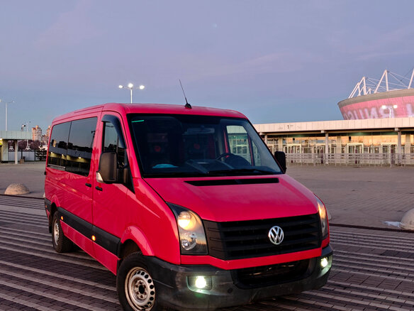 2013 Volkswagen Crafter, красный, 2800000 рублей