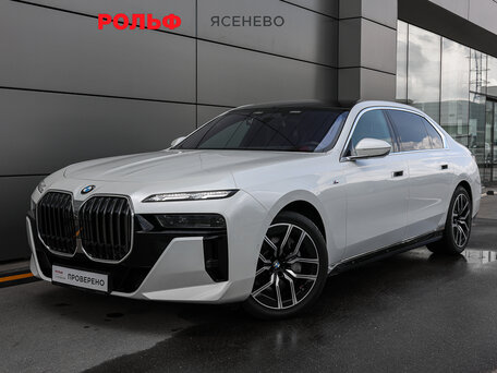 BMW 7 серии VII (G70)