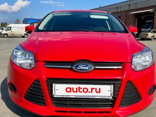 2014 Ford Focus III, красный, 1250000 рублей, вид 2