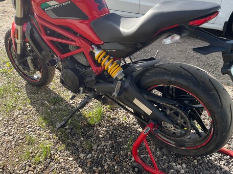 2018 Ducati Monster 797, красный, 630000 рублей, вид 2