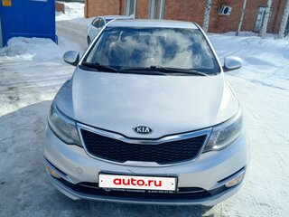 2017 Kia Rio III Рестайлинг, жёлтый, 850000 рублей, вид 1