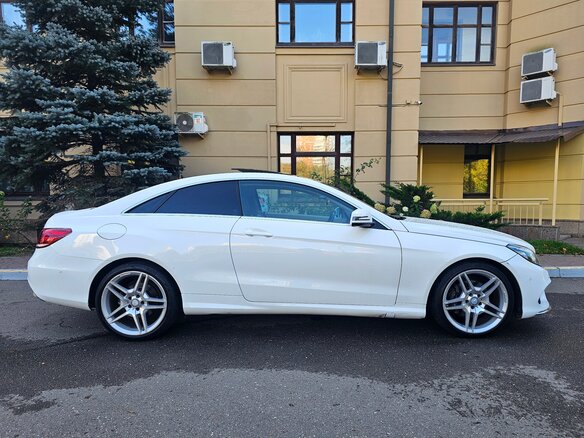 2015 Mercedes-Benz E-Класс 200 IV (W212, S212, C207) Рестайлинг, белый, 2000000 рублей - вид 11