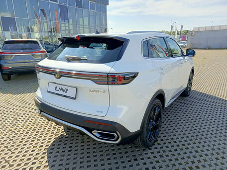 2026 Changan UNI-S I Рестайлинг, белый, 2979900 рублей, вид 3