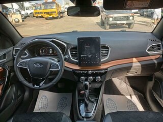2025 Lada (ВАЗ) Vesta SW Cross I Рестайлинг (NG), коричневый, 1610000 рублей, вид 5