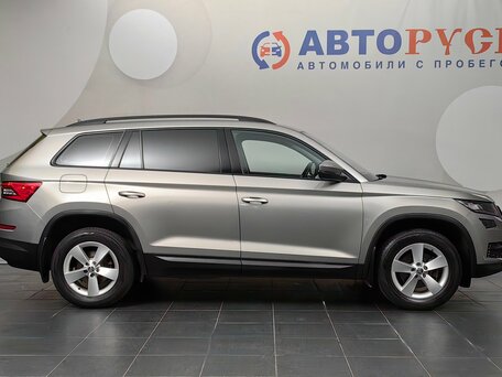 2021 Skoda Kodiaq I, коричневый, 2649000 рублей, вид 5