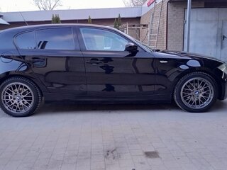 2008 BMW 1 серии 116i I (E81/E82/E87/E88) Рестайлинг, чёрный, 720000 рублей, вид 3