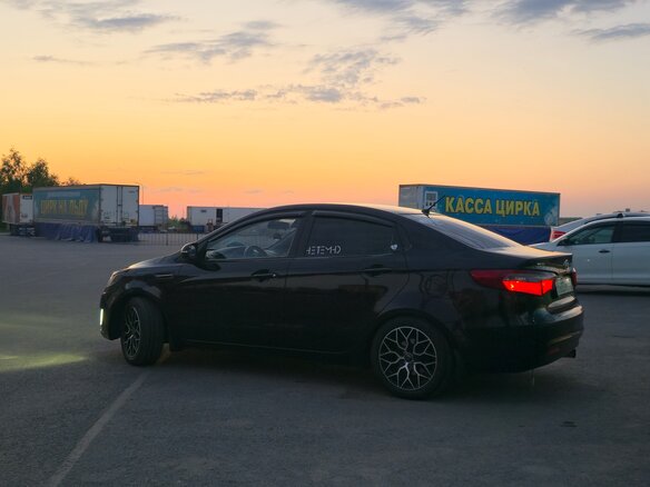 2012 Kia Rio 5-speed III, чёрный, 800000 рублей - вид 35