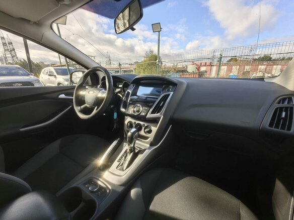 2013 Ford Focus III, коричневый - вид 10