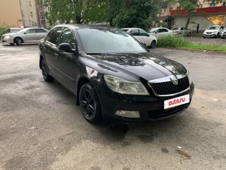 2010 Skoda Octavia II (A5) Рестайлинг, чёрный, 559990 рублей, вид 3