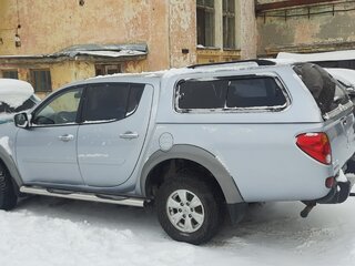 2013 Mitsubishi L200 IV Рестайлинг, серебристый, 1810000 рублей, вид 5