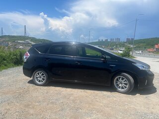 2016 Toyota Prius Alpha I (ZVW40/41) Рестайлинг, чёрный, 1390000 рублей, вид 5