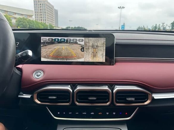 2023 Jetour X70+ I, белый, 1350000 рублей - вид 9