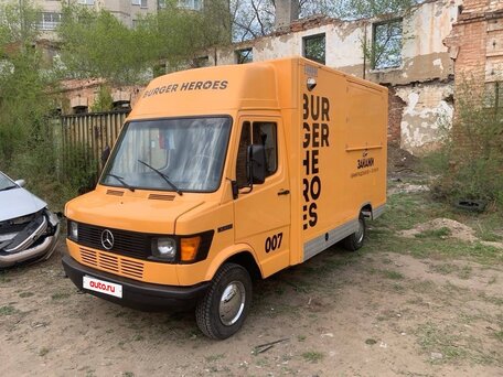 1995 Mercedes-Benz T1, жёлтый, 1650000 рублей, вид 2