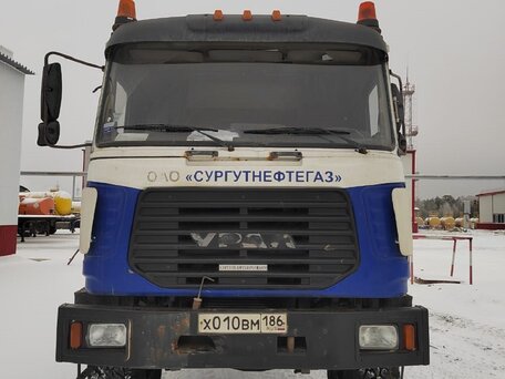 2015 Урал 44202, белый, 1008940 рублей, вид 2