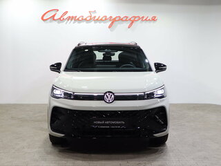 2026 Volkswagen Tiguan L Pro III (China Market), серый, 4880000 рублей, вид 2