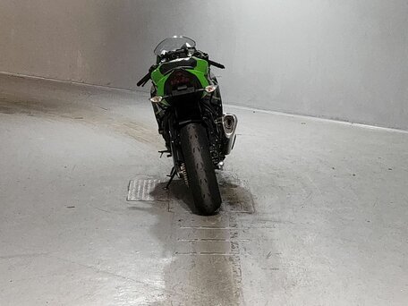 2020 Kawasaki ZX-6 Ninja, зелёный, 855000 рублей, вид 4