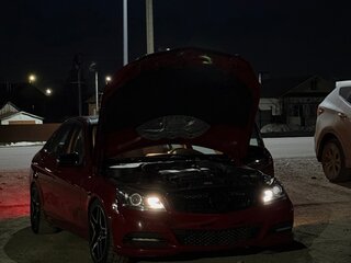 2011 Mercedes-Benz C-Класс 200 III (W204) Рестайлинг, красный, 1190000 рублей, вид 5