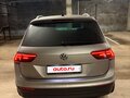 2018 Volkswagen Tiguan II, серебристый, 2500000 рублей - вид 2
