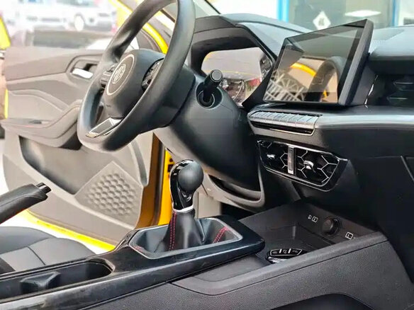 2022 MG 5 II, золотистый, 1030704 рублей - вид 11