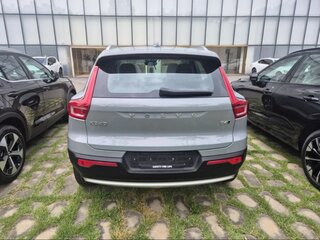 2026 Volvo XC40 I Рестайлинг, синий, 7860000 рублей, вид 4
