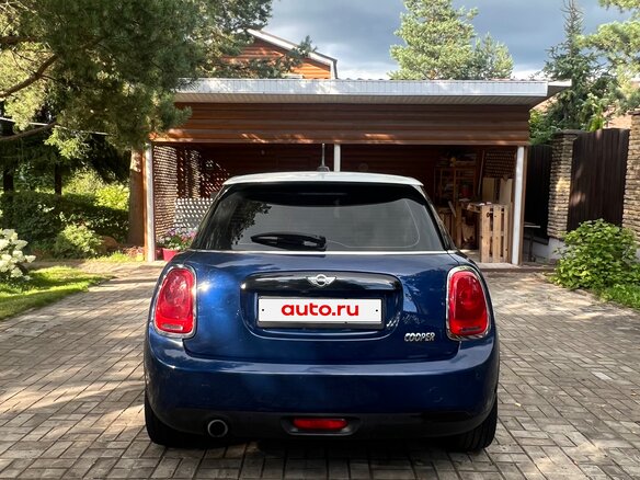 2017 Mini Hatch Cooper III (F55/F56), синий, 1850000 рублей - вид 8