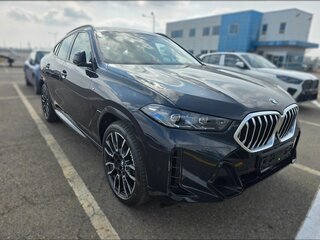 2026 BMW X6 40i III (G06) Рестайлинг, чёрный, 12000000 рублей, вид 2
