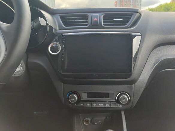 2015 Kia Rio III Рестайлинг, белый - вид 14