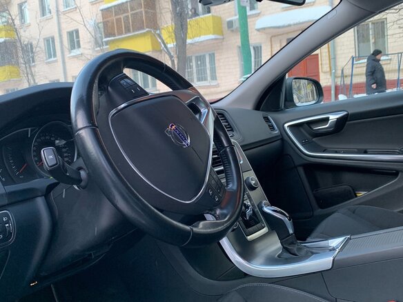 2014 Volvo S60 II Рестайлинг, коричневый, 990000 рублей - вид 5