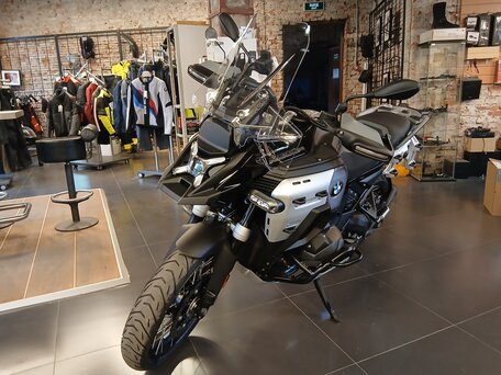 2025 BMW R 1300 GS Adventure, чёрный, 3140000 рублей, вид 1