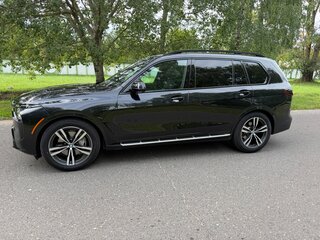 2025 BMW X7 40i I (G07) Рестайлинг, чёрный, 11650000 рублей, вид 2