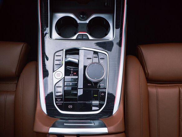 2025 BMW X7 40d I (G07) Рестайлинг, серый - вид 16