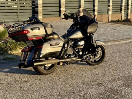 2021 Harley-Davidson Road Glide Limited, серый, 1900000 рублей, вид 5