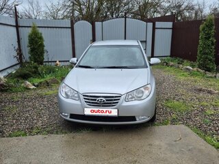 2010 Hyundai Elantra IV (HD), серебристый, 850000 рублей, вид 1
