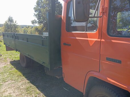 1983 Mercedes-Benz T2, оранжевый, 500000 рублей, вид 2