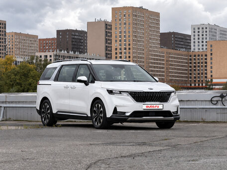 2021 Kia Carnival IV, белый, 3790000 рублей, вид 4