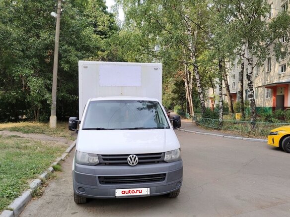 2011 Volkswagen Transporter, белый, 1199000 рублей