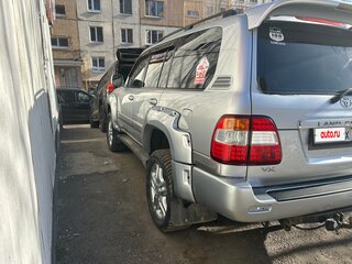 2007 Toyota Land Cruiser 100 Series Рестайлинг 2, серебристый, 2950000 рублей, вид 4