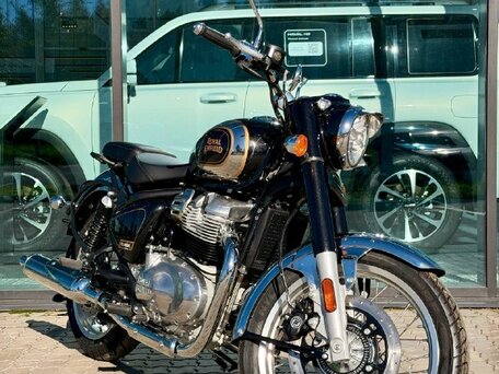 2026 Royal Enfield Classic 650, чёрный, 732000 рублей, вид 1