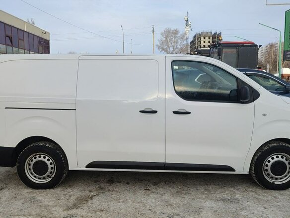 2018 Citroen Jumpy, белый, 1000000 рублей - вид 2