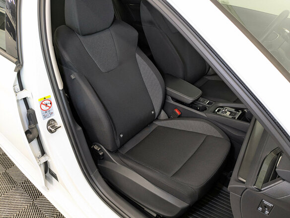 2021 Skoda Octavia IV (A8), белый, 2090000 рублей - вид 21