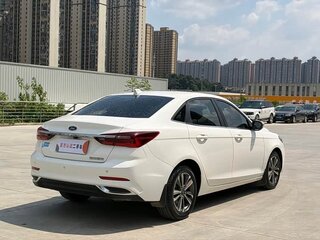 2022 Ford Escort VI Рестайлинг 2, белый, 950000 рублей, вид 4