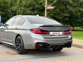 2023 BMW 5 серии 540i VII (G30/G31/G38) Рестайлинг, серый, 4210000 рублей, вид 4