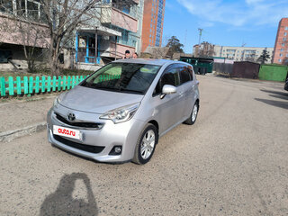 2014 Toyota Ractis II, серебристый, 865000 рублей, вид 1