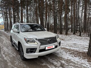 2015 Lexus LX 570 III Рестайлинг, белый, 5300000 рублей, вид 4