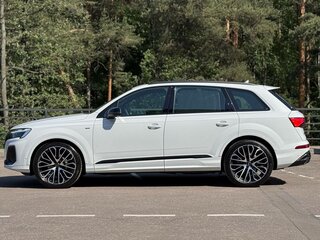 2025 Audi Q7 45 TFSI II (4M) Рестайлинг 2, белый, 12790000 рублей, вид 3