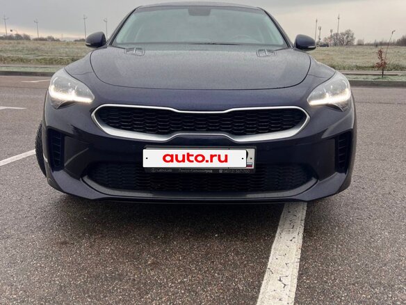 2018 Kia Stinger I, синий, 2750000 рублей