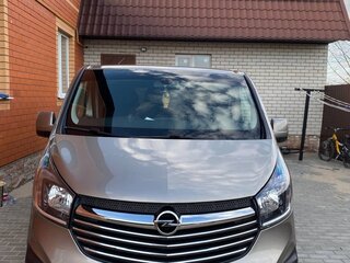 2017 Opel Vivaro Long B, серый, 2320000 рублей, вид 2